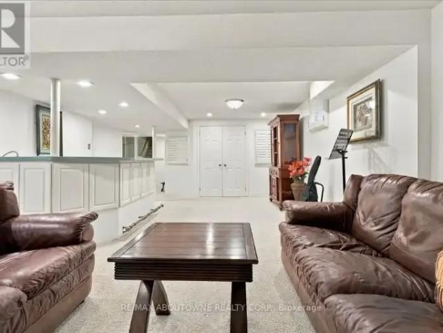 House for rent in Oakville, Golden Horseshoe