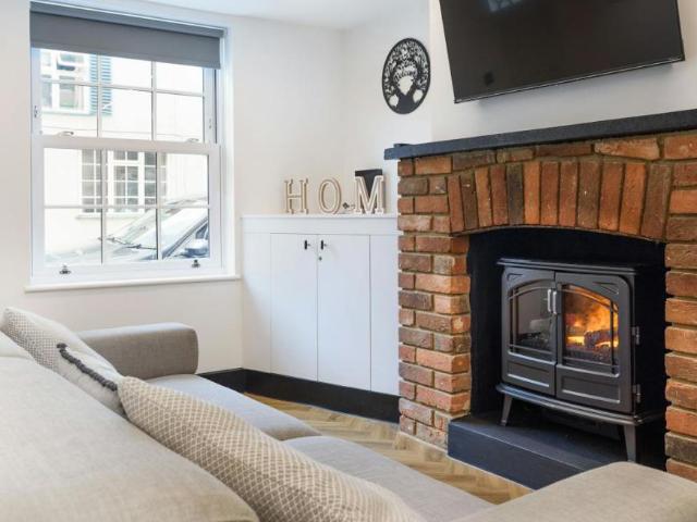 House for rent in Five Acres, Hertfordshire