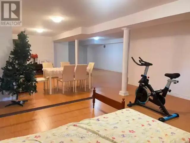 House for rent in Richmond Hill, Golden Horseshoe