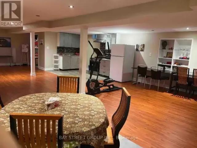 House for rent in Richmond Hill, Golden Horseshoe