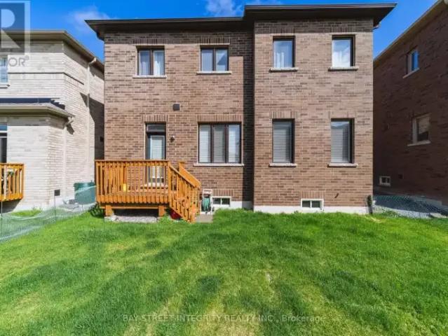 House for rent in Richmond Hill, Golden Horseshoe
