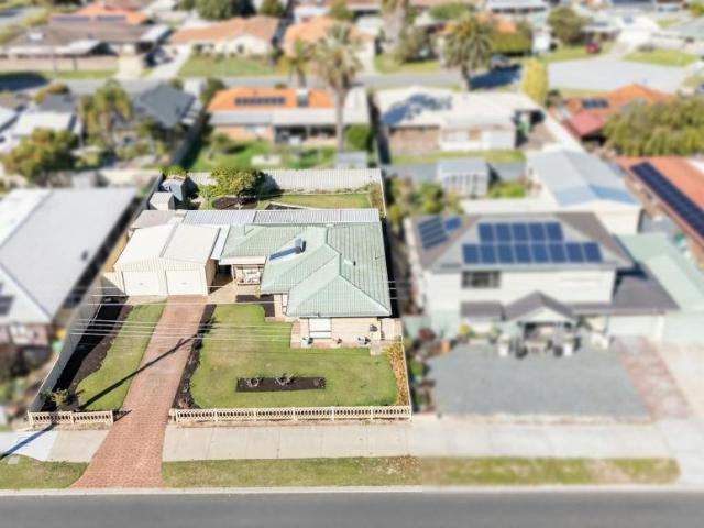 House for sale in Rockingham, City of Rockingham