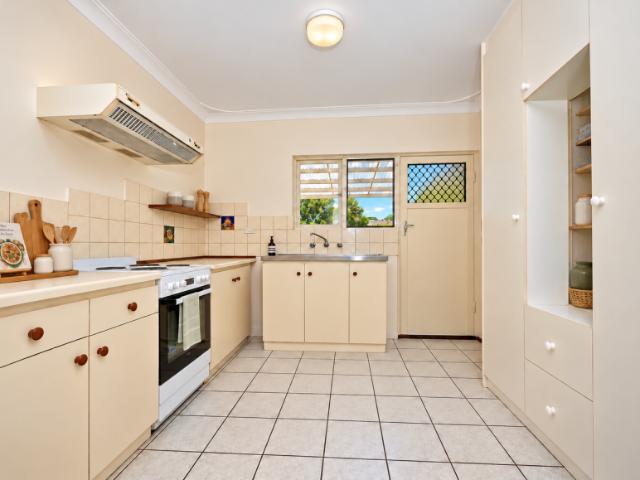 House for sale in Rockingham, City of Rockingham