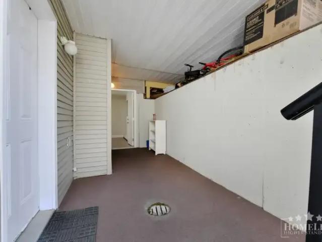House for rent in Newton, Surrey