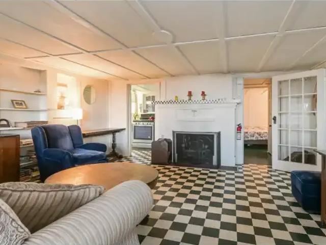 House for rent in Surrey, British Columbia