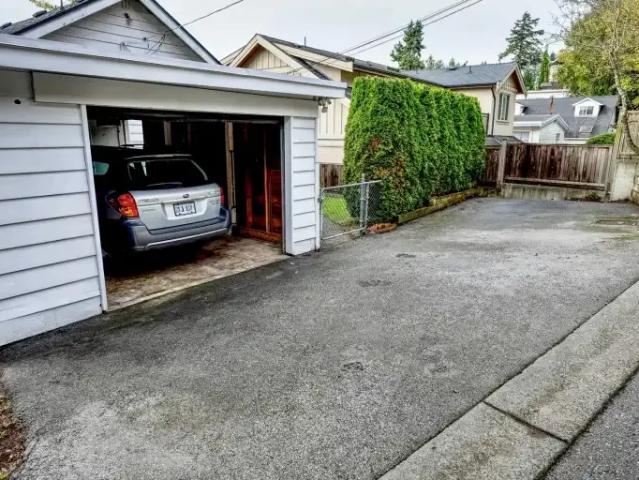 House for rent in White Rock, British Columbia
