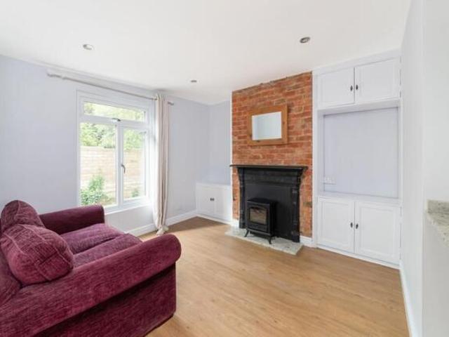 House for sale in Caldecott, Dromore