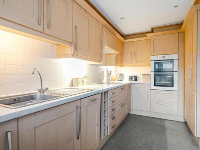 House for sale in Beaconsfield, Penn Bottom