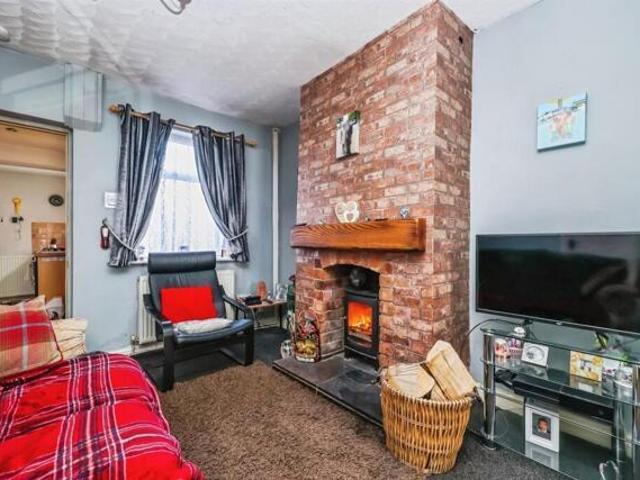 House for sale in Kedleston, East Midlands