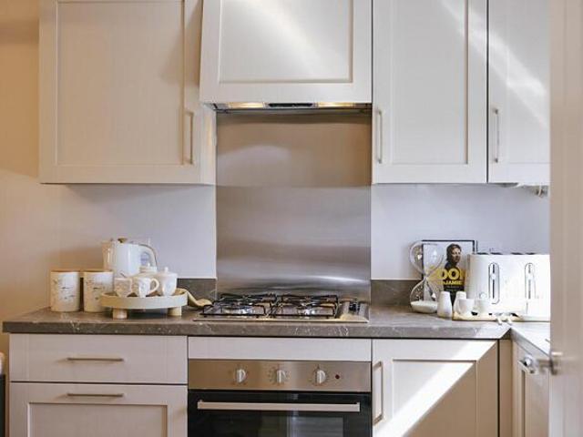 House for sale in Edenthorpe, South Yorkshire