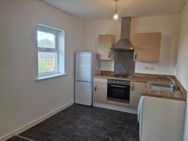 House for sale in Kinsley, West Yorkshire