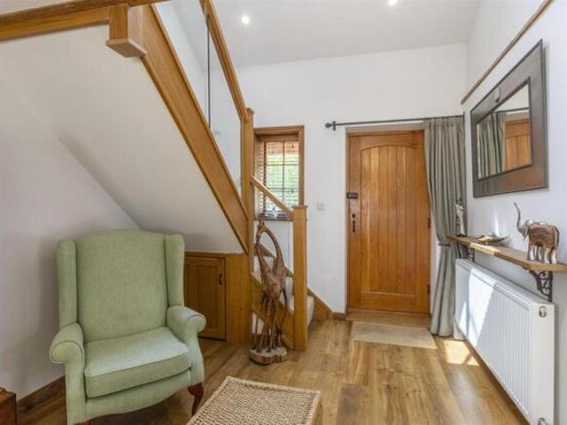 House for sale in Oversland, Oad Street