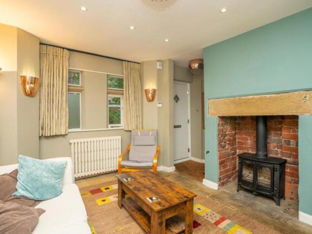 House for sale in Oakwood, West Yorkshire