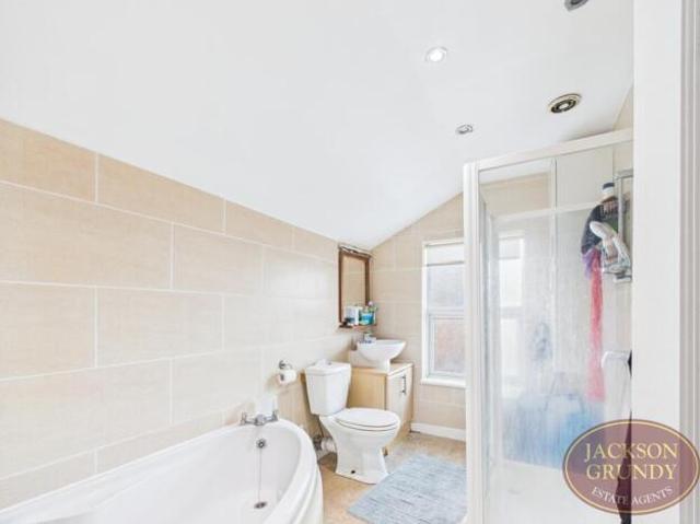 House for sale in Semilong, Northampton