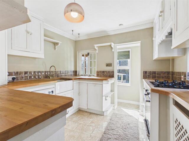 House for sale in Brackenfield, East Midlands
