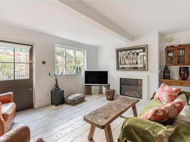 House for sale in Tewkesbury, Pamington