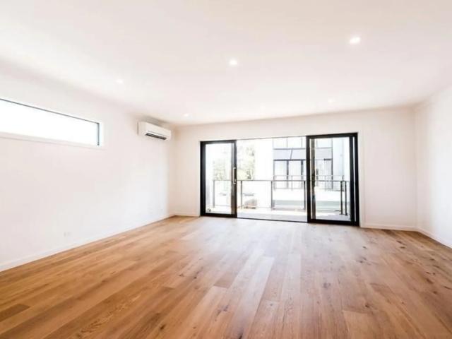House for rent in Port Melbourne