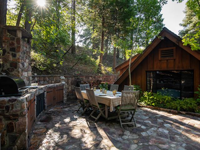 House for sale in Lake Arrowhead