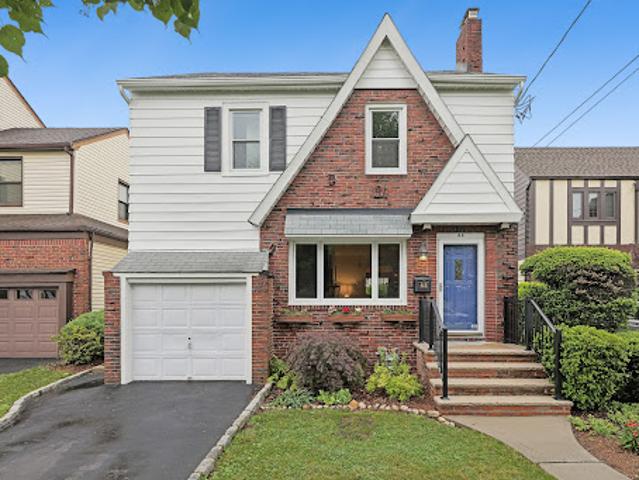 House for sale in Bloomfield, New Jersey