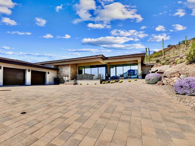 House for sale in Arizona