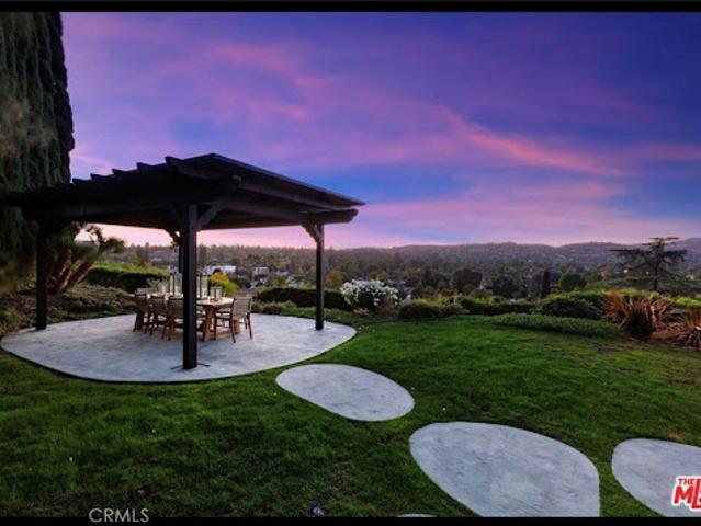 House for sale in Woodland Hills-Warner Center Neighborhood Council District, Canoga Park