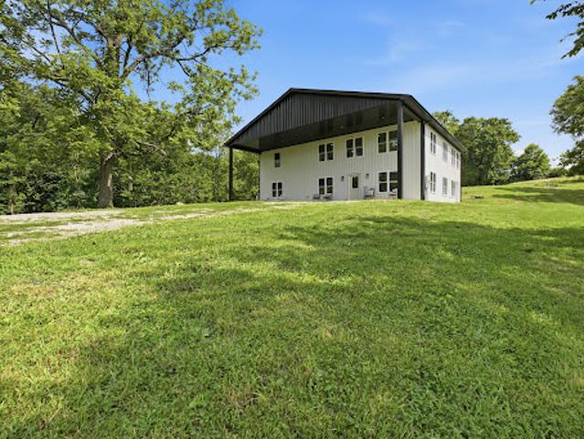 House for sale in La Grange, Kentucky