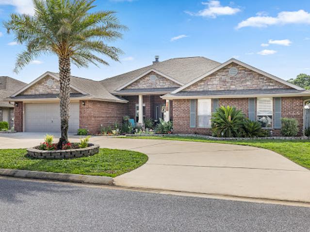 House for sale in Gulf Breeze, Santa Rosa County