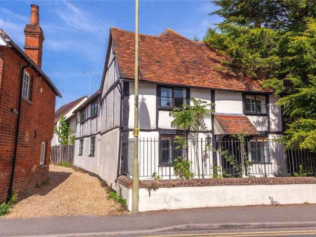House for sale in Twyford