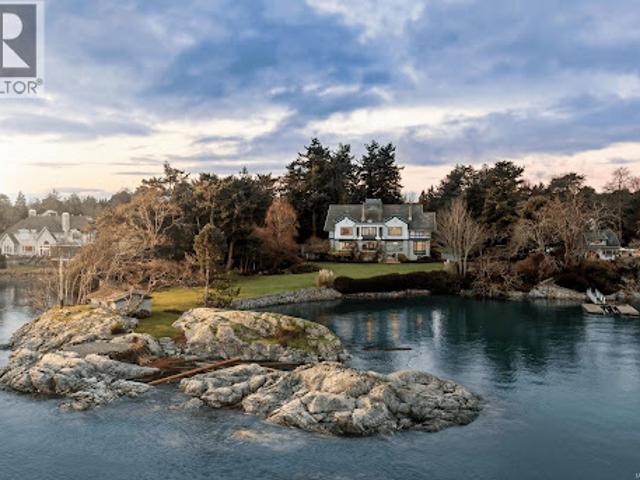 House for sale in Oak Bay, British Columbia