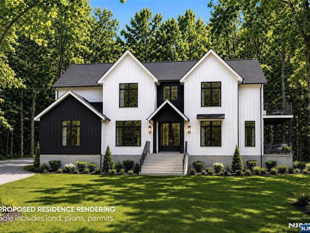 House for sale in Woodcliff Lake, New Jersey