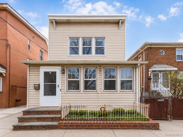 House for sale in Arverne, New York