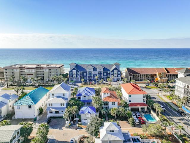 House for sale in Destin House for sale in Destin