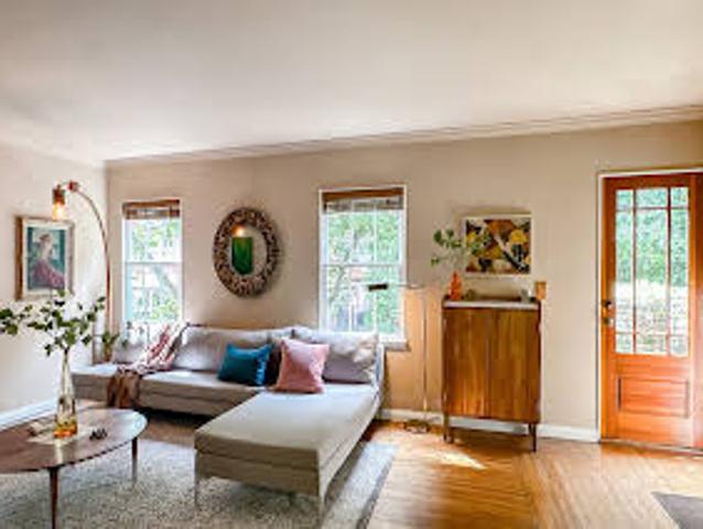 House for sale in Burbank