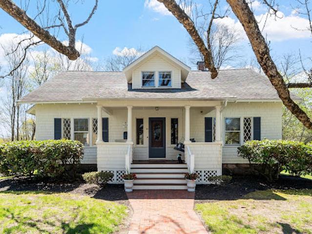 House for sale in Georgetown, Massachusetts