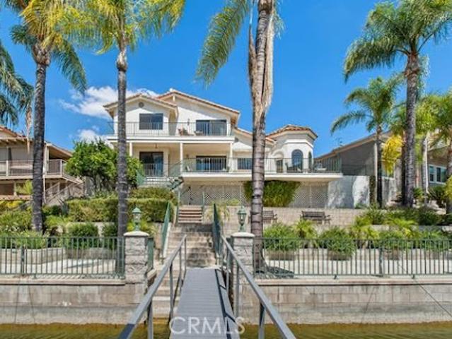 House for sale in Canyon Lake, Riverside County