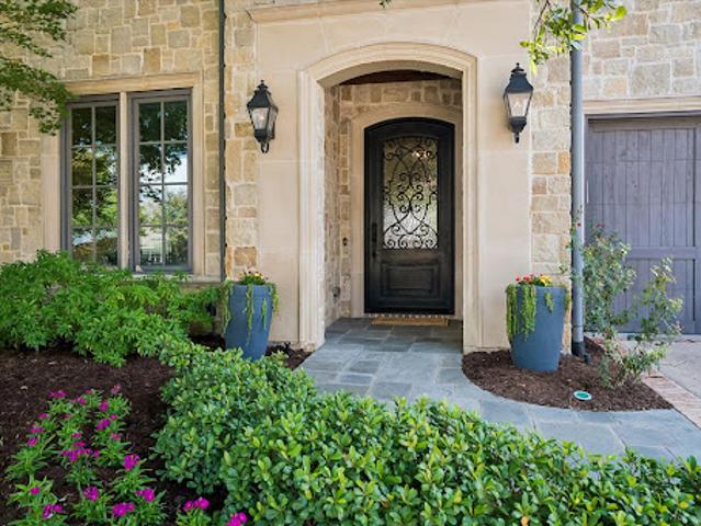 House for sale in Dallas, Dallas County