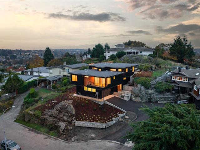 House for sale in Saanich, British Columbia