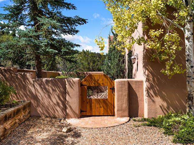 House for sale in Santa Fe, New Mexico