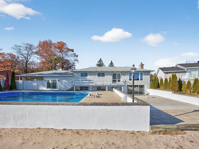 House for sale in Tiny, Ontario