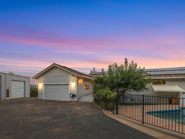 House for sale in Pine Grove, California