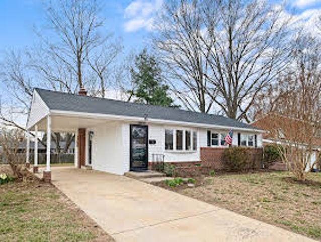House for sale in Newark