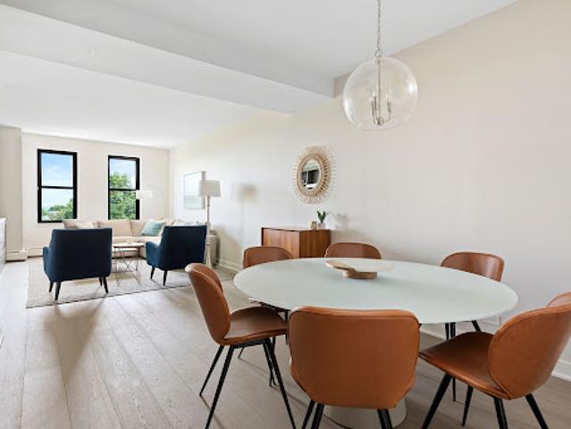 House for sale in Chicago Park, Illinois
