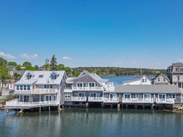 House for sale in Vinalhaven, Maine