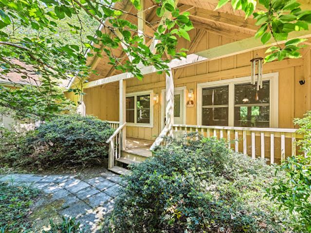 House for sale in Hendersonville, North Carolina