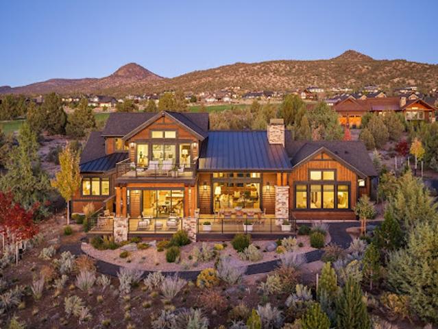 House for sale in Powell Butte, Crook County