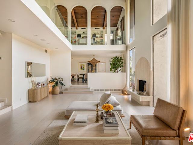 House for sale in Beverly Hills, California