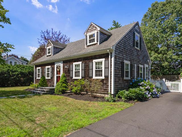 House for sale in Kingston, Massachusetts