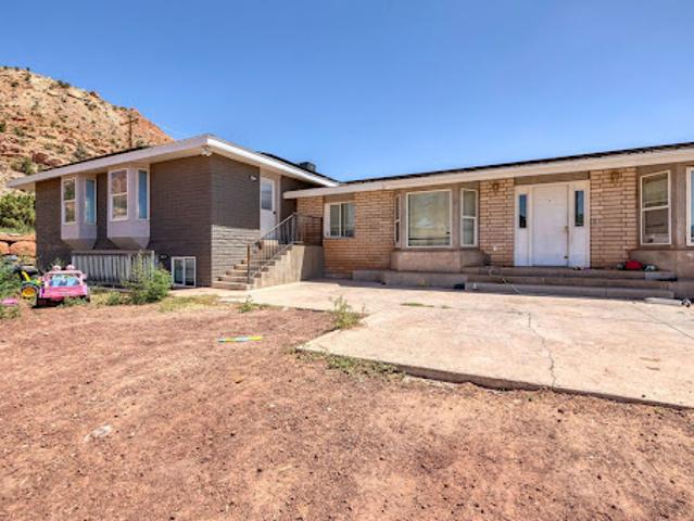 House for sale in Hildale, Utah