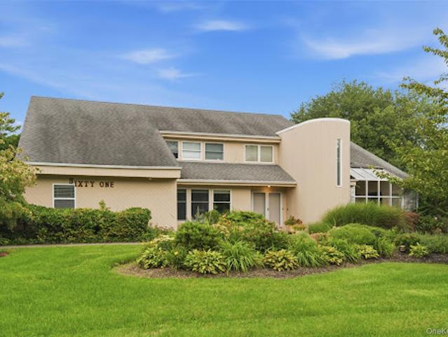 House for sale in Huntington, New York