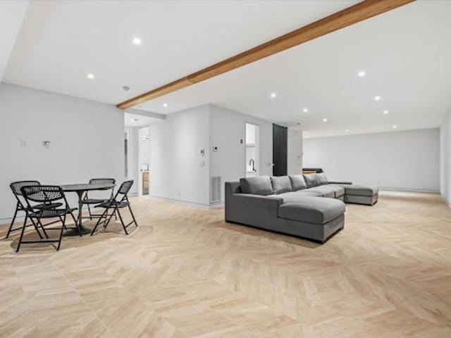 House for sale in Wainscott, Town of East Hampton